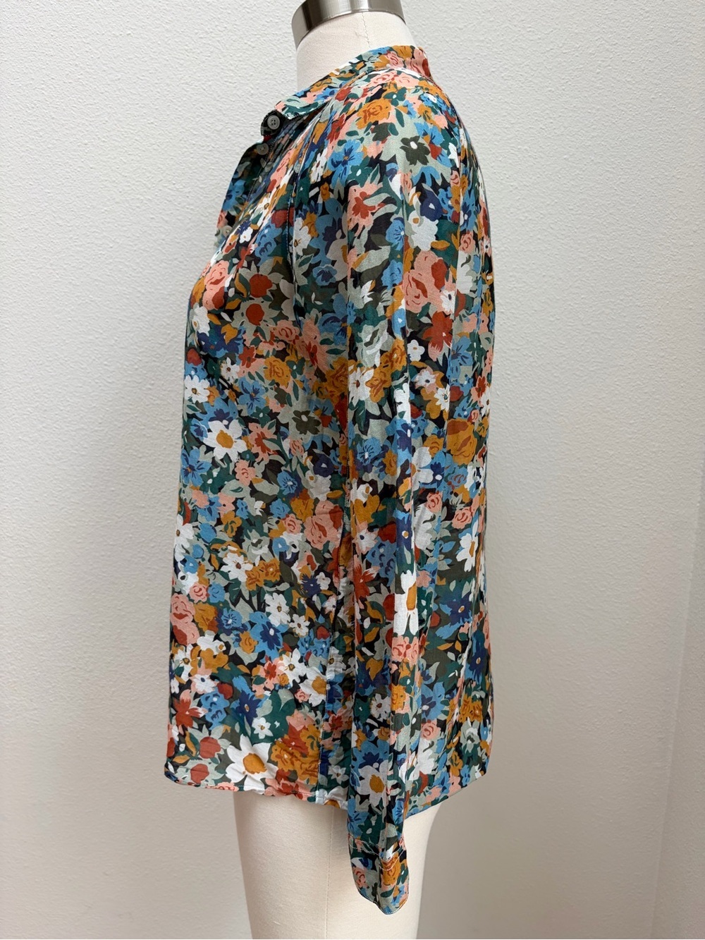 Sezane Floral Pierro Shirt Fall Flowers Button Up Blouse Silk Blue Size Small 36 - Picture 6 of 10